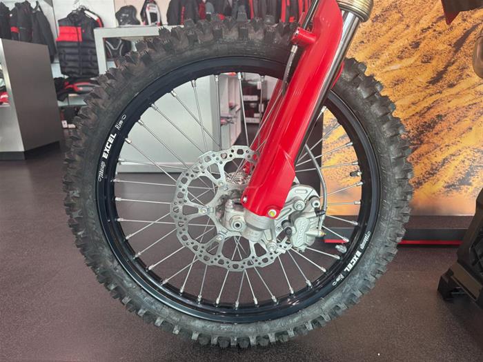 Ducati Vicenza - DUCATI Desmo450 MX | ID 40205