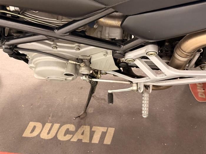 Ducati Vicenza - DUCATI Monster 750 | ID 40493