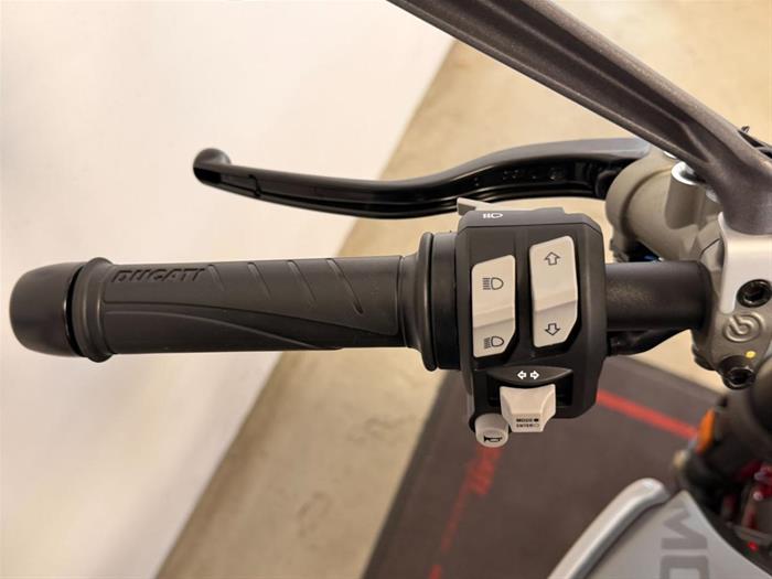 Ducati Vicenza - DUCATI Monster 937 | ID 40675