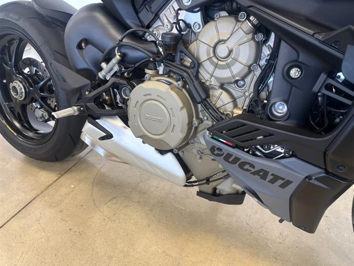 Ducati Vicenza - DUCATI Streetfighter V4 | ID 41160