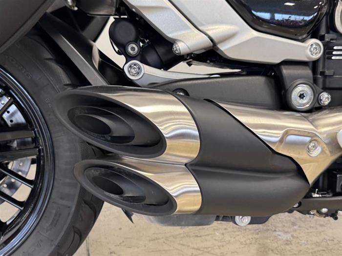 Ducati Vicenza - TRIUMPH Rocket 3 R | ID 41419