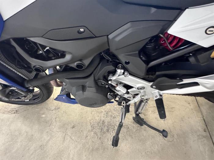 Ducati Vicenza - BMW F 900 R | ID 41421